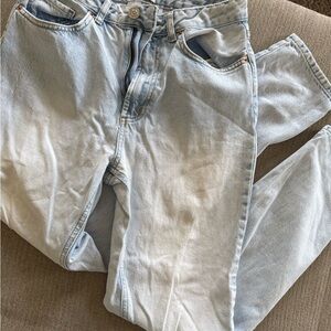 Women’s Light Blue bdg mom jeans